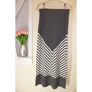 NWT The Limited Maxi skirt! Navy and white